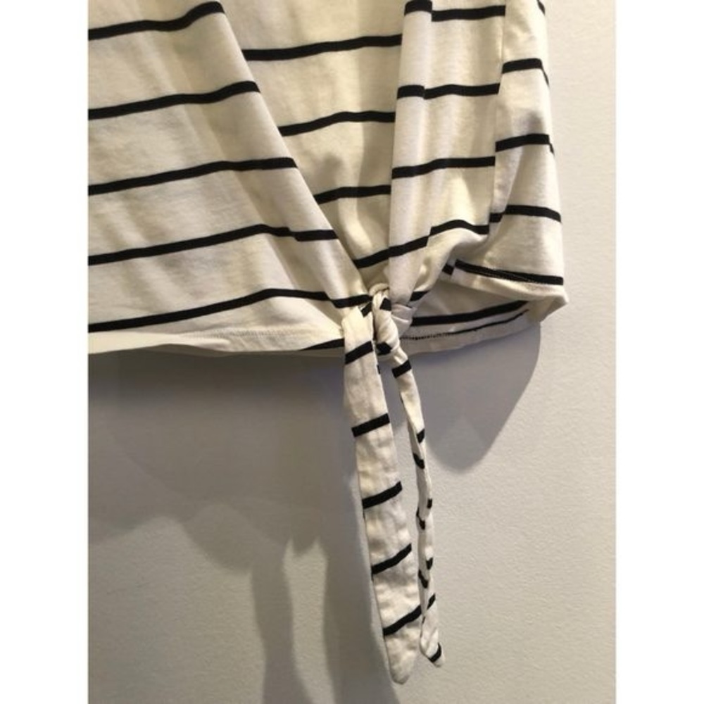 Ricki’s Striped White Tank Sz Sm - Picture 4 of 4
